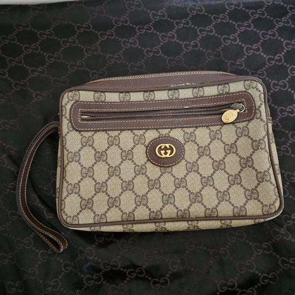 Authentic pre-owned vintage Gucci clutch/wristlet - Picture 1 of 5
